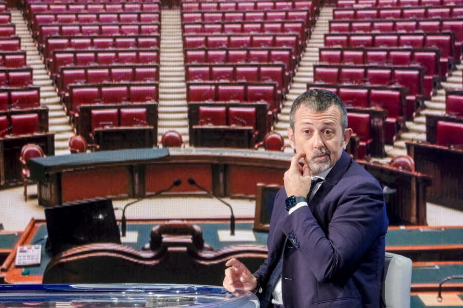 Foto Mauro Scrobogna /LaPresse
21-09-2023 Roma (Italia) – Politica – RAI – trasmissione Porta a Porta, emergenza immigrazione – Nella foto: Andrea Delmastro sottosegretario alla giustizia ospite della trasmissione condotta da Bruno Vespa

September 21, 2023 Rome (Italy) – Politics- RAI – Porta a Porta broadcast, immigration emergency – In the photo: Andrea Delmastro undersecretary of justice guest of the program conducted by Bruno Vespa