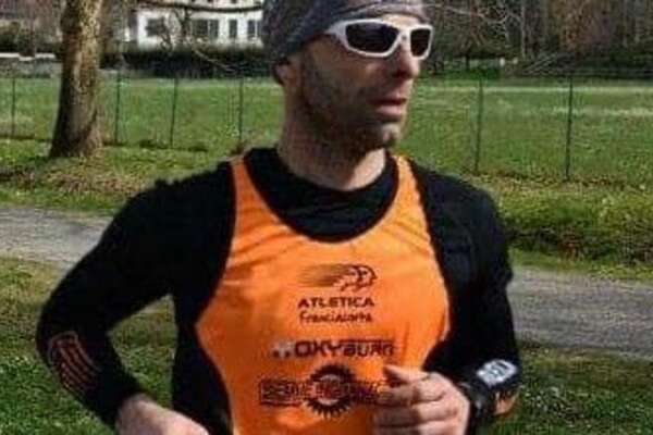 Ritrovato il cadavere del runner scomparso a Bovegno: Fabio Ferrari è precipitato in un canalone per oltre 100 metri