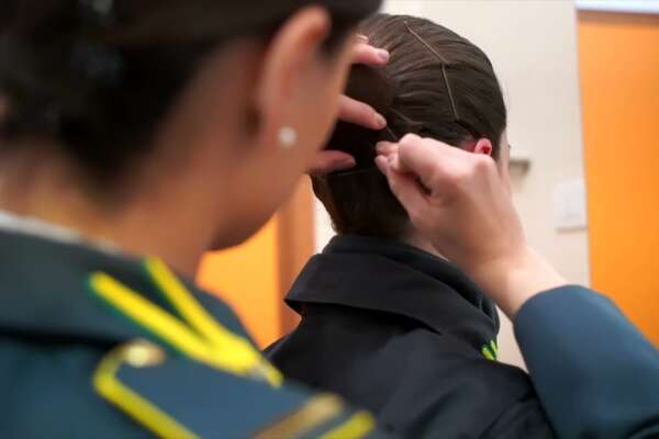 Stalking alla Dia, capitano della Finanza perseguita una sottoposta “Mi hai rovinato la vita, ti sgozzo”