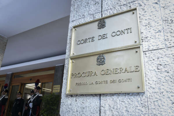 CORTE DEI CONTI PROCURA GENERALE TARGA TARGHE CARABINIERI