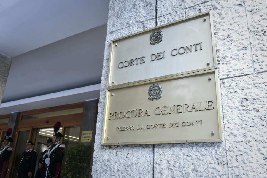 CORTE DEI CONTI PROCURA GENERALE TARGA TARGHE CARABINIERI