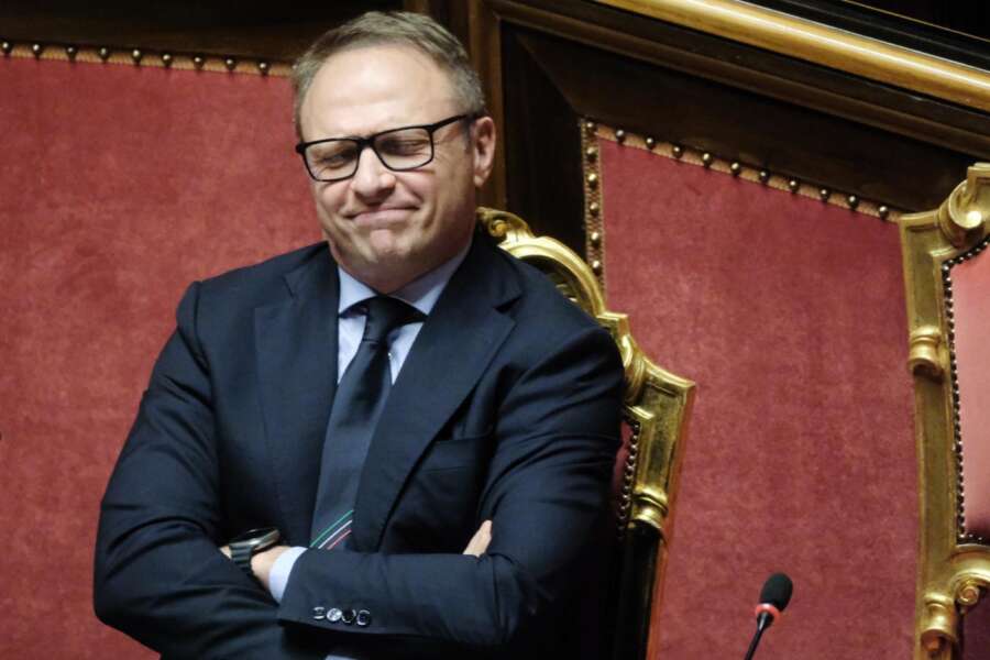 Con i trattori ad Orte, Lollobrigida pensa a Marte. Ora Giorgia Meloni deve mandare a casa suo cognato | L’editoriale di Matteo Renzi