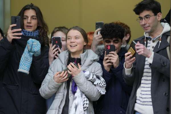 Greta Thunberg prosciolta per disordini a manifestazione: cadono le accuse durante il processo a Londa