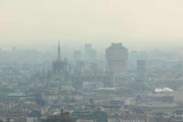 Foto Stefano Porta/LaPresse
07-02-2024 Milano, Italia – Cronaca – La qualità dell’aria su Milano vista dalla Torre Unicredit
Nella foto: Il Duomo e la Torre Velasca
February 07, 2024 Milan, Italy – News –
The air quality over Milan seen from the Unicredit Tower Foto Stefano Porta/LaPresse
07-02-2024 Milano, Italia – Cronaca – La qualità dell’aria su Milano vista dalla Torre Unicredit
Nella foto: Il Duomo e la Torre Velasca
February 07, 2024 Milan, Italy – News –
The air quality over Milan seen from the Unicredit Tower