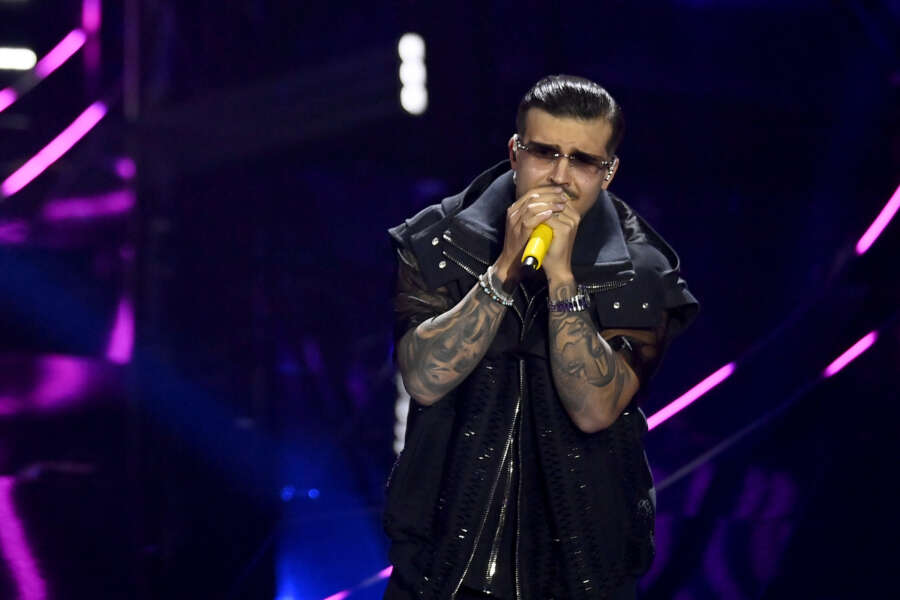 Geolier perfermer during the 74th edition of the SANREMO Italian Song Festival at the Ariston Theatre in Sanremo, northern Italy – Tuesday, FEBRUARY 7, 2024. Entertainment. (Photo by Marco Alpozzi/LaPresse)
 