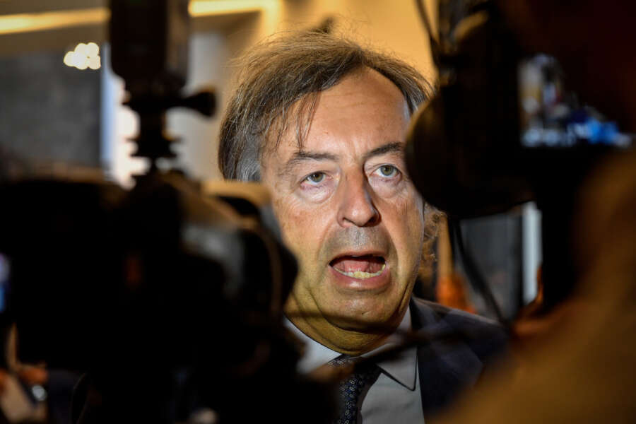 L’inutile polemica del ‘test impossibile’ di Burioni al San Raffaele: quadro malato della sanità italiana ‘futuri medici su TikTok che non sanno diagnosticare l’influenza’