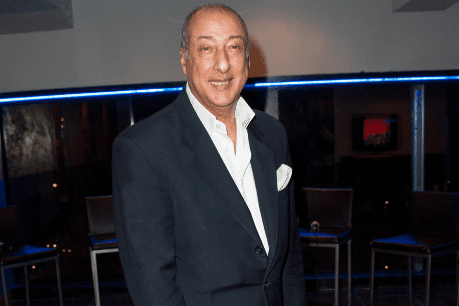 Chi è Adriano Aragozzini, patron di Sanremo fino al 1991: abolizione del playback, l’amore con Tina Turner e lo scandalo delle presunte tangenti del 1989: due tragici lutti in famiglia