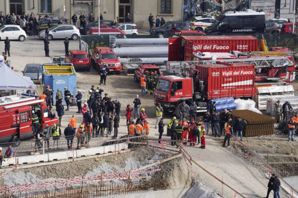 Tragedia di Firenze, la rabbia dei sindacati: “Non può essere considerata solo una fatalità” Tragedia di Firenze, la rabbia dei sindacati: “Non può essere considerata solo una fatalità”