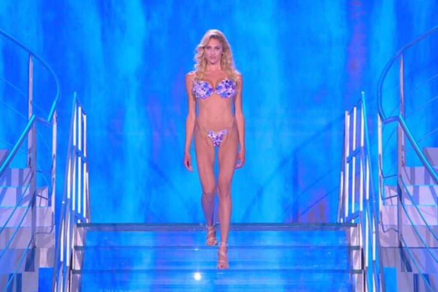 Madre Natura Orian Ichaki, chi è la modella israeliana di Ciao Darwin: ex di un giudice di XFactor, di un cantante e di un calciatore