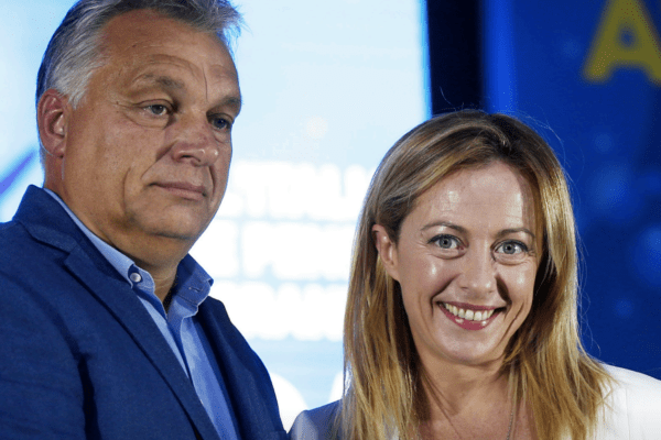 Promessi sposi: Orban nell’angolo torna a Canossa e Meloni la spunta