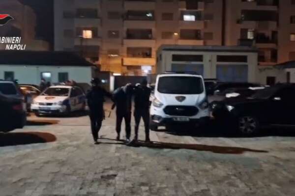 Kevin Kurti, il broker della cocaina arrestato in Albania: “E’ l’uomo dell’accordo tra camorra e ‘ndrangheta”