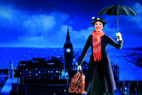 Mary Poppins, quel film per minor vietato a minori: così la Gran Bretagna sposta la soglia del ridicolo
