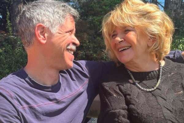 Chi è Laura Efrikian, il matrimonio finito con Gianni Morandi e la conduzione di Sanremo 1962 Chi è Laura Efrikian, il matrimonio finito con Gianni Morandi e la conduzione di Sanremo 1962