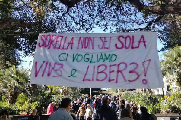 In Italia c’è un’emergenza sicurezza: intere generazione sono orfane dell’educazione