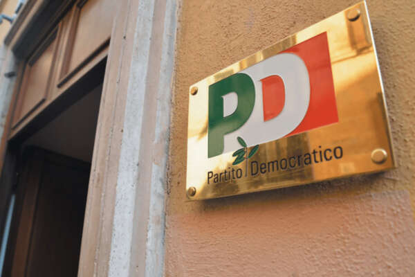 targa PD ingresso sede