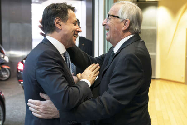 Jean Claude Juncker e Conte