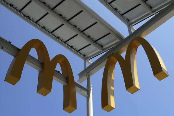 McDonald’s in tilt: guasto al sistema e ristoranti chiusi in tutto il mondo per ‘interruzione tecnologica’