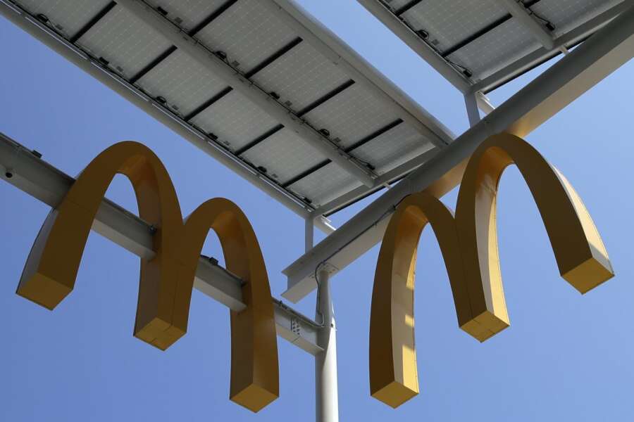 McDonald’s in tilt: guasto al sistema e ristoranti chiusi in tutto il mondo per ‘interruzione tecnologica’