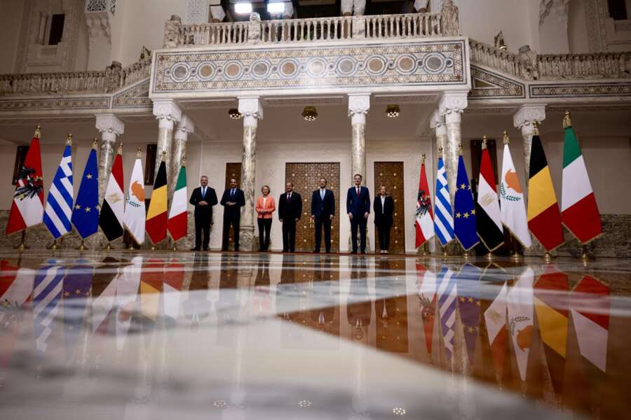 Al Sisi e Von der Leyen, accordo da 7,4 miliardi di euro. Pressioni per ‘cessate fuoco’ a Gaza: la reazione politica del tandem con Meloni