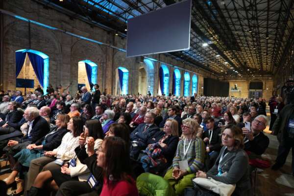 Italia Viva, chi vince il test dell’applausometro della Leopolda
