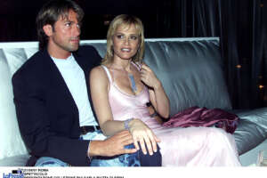 21/06/01 ROMA
SPETTACOLO
PRESENTAZIONE COLLEZIONE BULGARI A PIAZZA DI SIENA
NELLA FOTO  SIMONA VENTURA E STEFANO BETTARINI
©COSIMA SCAVOLINI/LAPRESSE