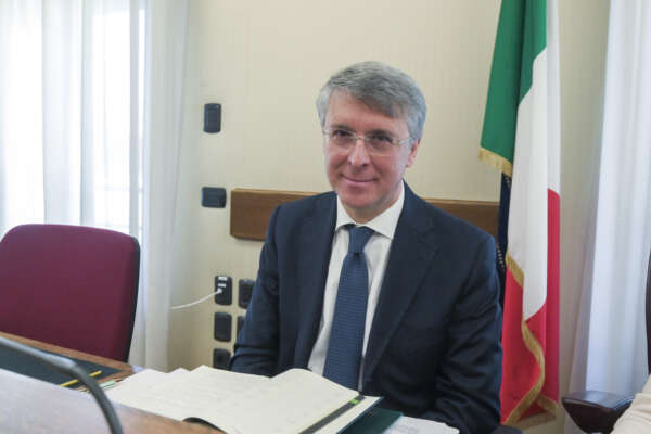 RAFFAELE CANTONE PROCURATORE DI PERUGIA