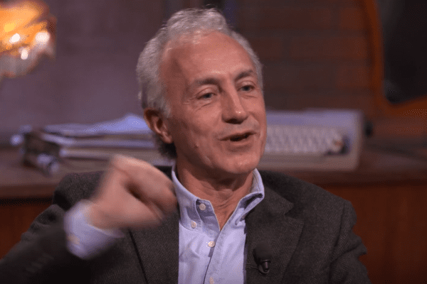 Travaglio a La Confessione su Rai 3: “Meloni imita Berlusconi e Tremonti benissimo, mi accompagnò sulla sua 500 rossa”. Gomez: “E quindi vi conoscete bene”