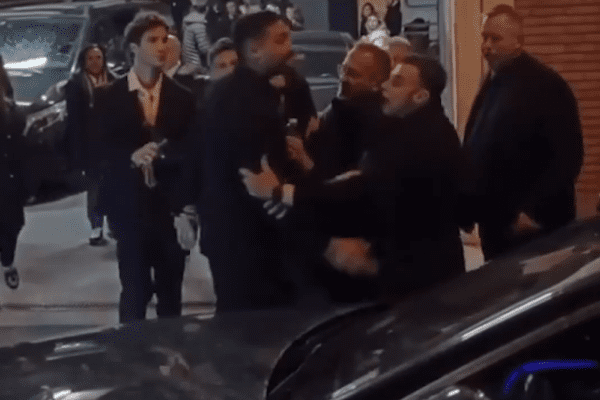 Chi è Josh Carter Rossetti, il fratello di Greta le ruba la scena e tenta di picchiare Varrese dopo il Grande Fratello: la relazione con Monia La Ferrera non è piaciuta e nella furia spintona anche lei