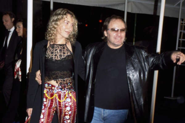 Vasco Rossi e l’amore con Laura Schmidt dal 1986: nello stesso anno diventò papà di Lorenzo Rossi nato da Gabriella Sturani