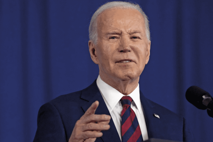 Biden toglie il boccino dei migranti a Trump: ecco la carta per il bis