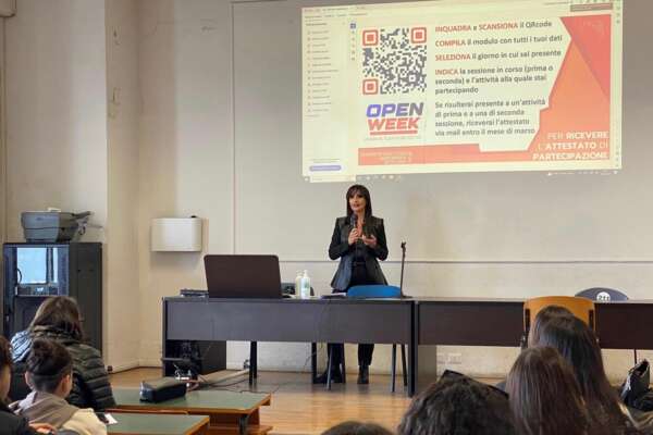 “Il carcere in aula”, al Suor Orsola l’insegnamento dedicato agli interventi educativi negli istituti di pena