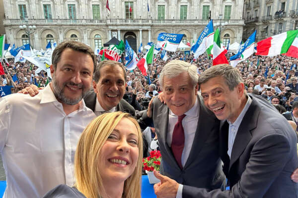 Foto Filippo Attili/Palazzo Chigi/LaPresse 
26-05-2023 CATANIA, Italia 
Politica 

Il Presidente del Consiglio Giorgia Meloni alla chiusura della campagna elettorale a Catania, qui un selfie con Salvini, Tajani

DISTRIBUTION FREE OF CHARGE – NOT FOR SALE – Obbligatorio citare la fonte LaPresse/Palazzo Chigi/Filippo Attili