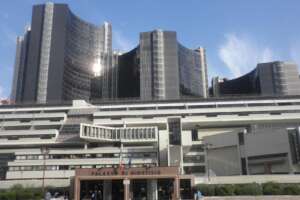 Avvocati Napoli, dopo un anno cala il sipario sulla presidenza Troianiello? Mozione di sfiducia e nuovo Consiglio all’orizzonte