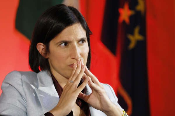 La politica disonesta: sulla questione morale nessuno può vantare verginità. Così viene smentito il ritornello della sinistra