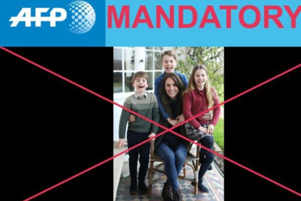 Perché la foto di Kate Middleton è “manipolata”, agenzie la ritirano: “Mano Charlotte non allineata”