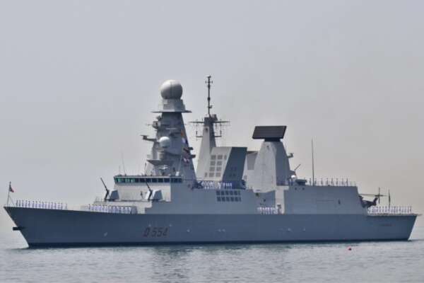 La nave Duilio abbatte un drone nel Mar Rosso: “Attuazione del principio di autodifesa”. Crosetto: “Houthi violano il diritto internazionale”