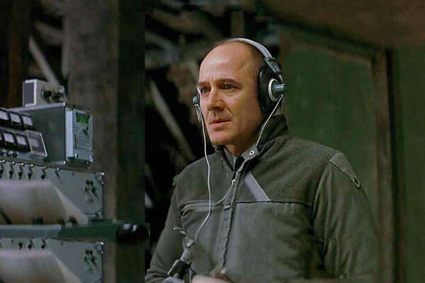 Il “metodo” Striano: le spiate con il timing | Tutti d’accordo da Meloni a Schlein “Si faccia chiarezza”