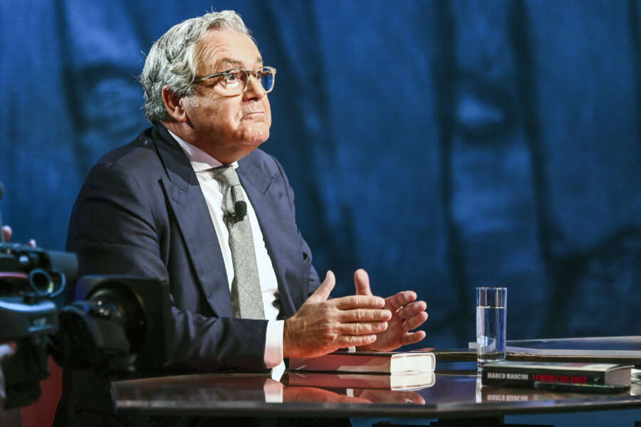 Lo 007 Mancini: “Spia russa Marsalek socio di Almasri, con la bella stagione ci saranno nuovi sbarchi in Italia. Si riarmi intelligence europea per evitare le guerre”