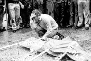 Piazza della Loggia, il colonnello e lo scandalo: l’ex Lady Golpe lo accusa di averle inviato video sessuali per ricatto Piazza della Loggia, il colonnello e lo scandalo: l’ex Lady Golpe lo accusa di averle inviato video sessuali per ricatto