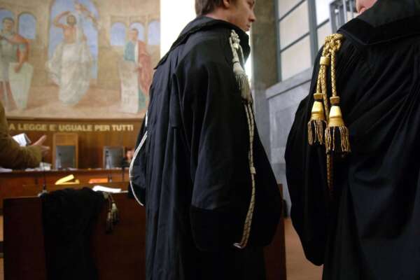 Le correnti tossiche sono centri di potere, ma la magistratura protesta contro la riforma: lo sciopero e i reali problemi dimenticati 