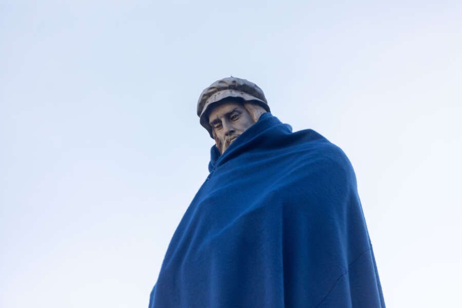 Milano vuole più statue dedicate alle donne distintesi per il ruolo nello sviluppo della società ‘ma non che allattano, maternità tema divisibile’