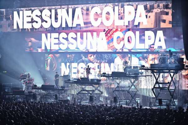 Antonio Morra ucciso da un pugno al concerto dei Subsonica: lite sulle scale e aggressione alle spalle, un fermo