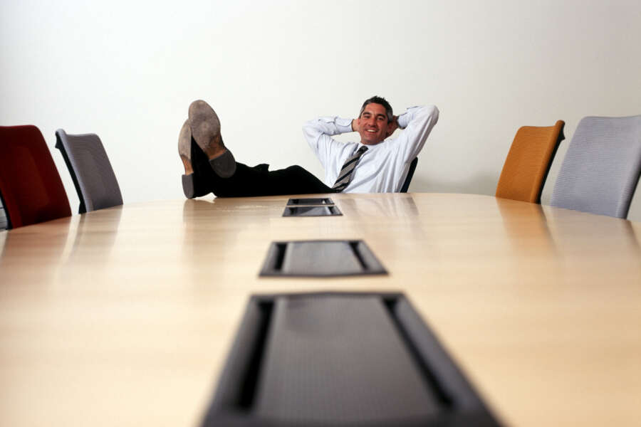 Lavoro, cresce l’insoddisfazione dei giovani: il fenomeno del quiet quitting e la protesta silenziosa