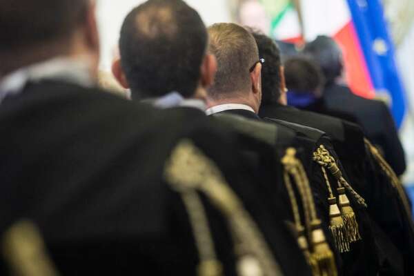 La professione degli avvocati difensori dei diritti umani è in pericolo