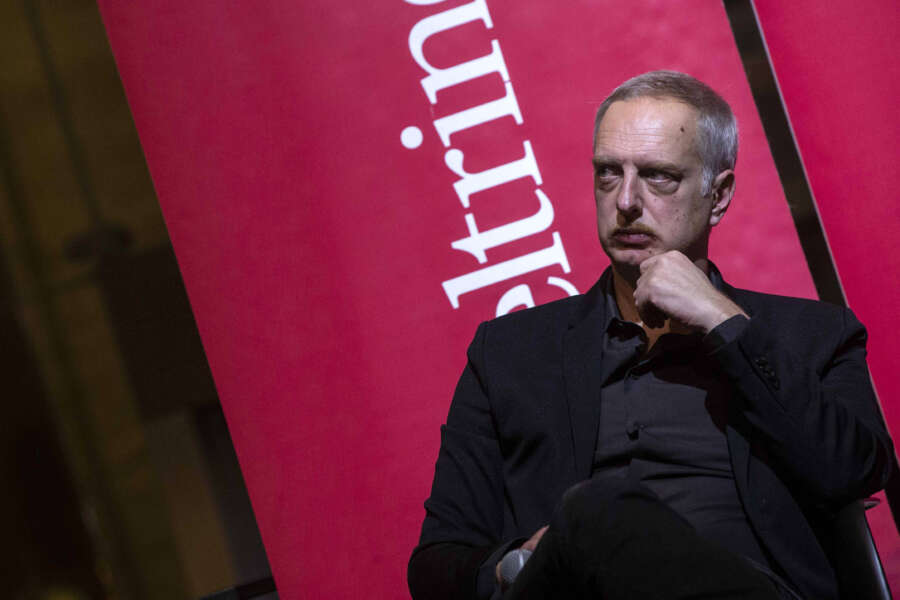 La Rai cancella il monologo di Scurati. Dagli ‘accertamenti contrattuali’ alla censura. Viale Mazzini è un Far West