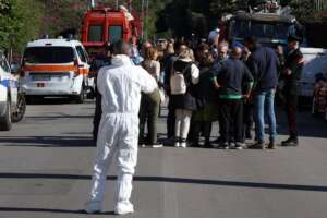 Casteldaccia, cinque operai morti intossicati mentre lavoravano in una cisterna: altri due in gravi condizioni Casteldaccia, cinque operai morti intossicati mentre lavoravano in una cisterna: altri due in gravi condizioni