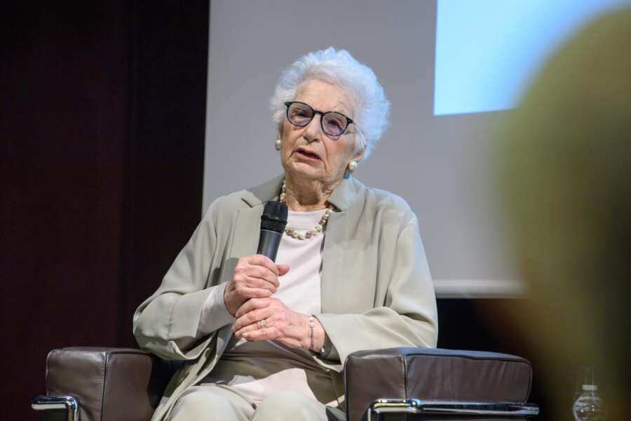 Liliana Segre: “Sono gli odiatori che andrebbero curati. Ho vissuto invano, ‘mi dicono di non uscire di casa’”