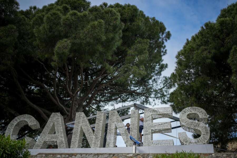 Cinema, supporto di discontinuità per i professionisti dello spettacolo. Dignità per chi lavora meno o ha periodi di stop