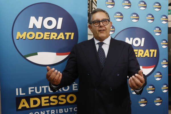 Toti vuole parlare ma i pm non lo ascoltano. E parte il totonomi per la successione