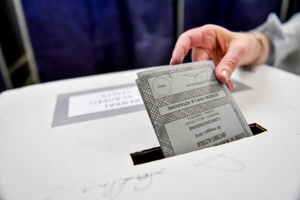 Europee, come combattere l’astensionismo: l’esempio Usa, iscriversi nelle liste elettorali Europee, come combattere l’astensionismo: l’esempio Usa, iscriversi nelle liste elettorali